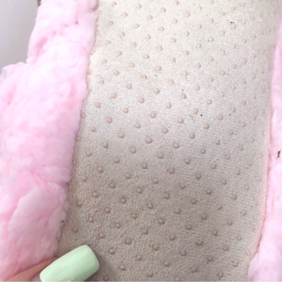 ๐ท๐ท Little Piggies - Slippers - Picture 2 of 4